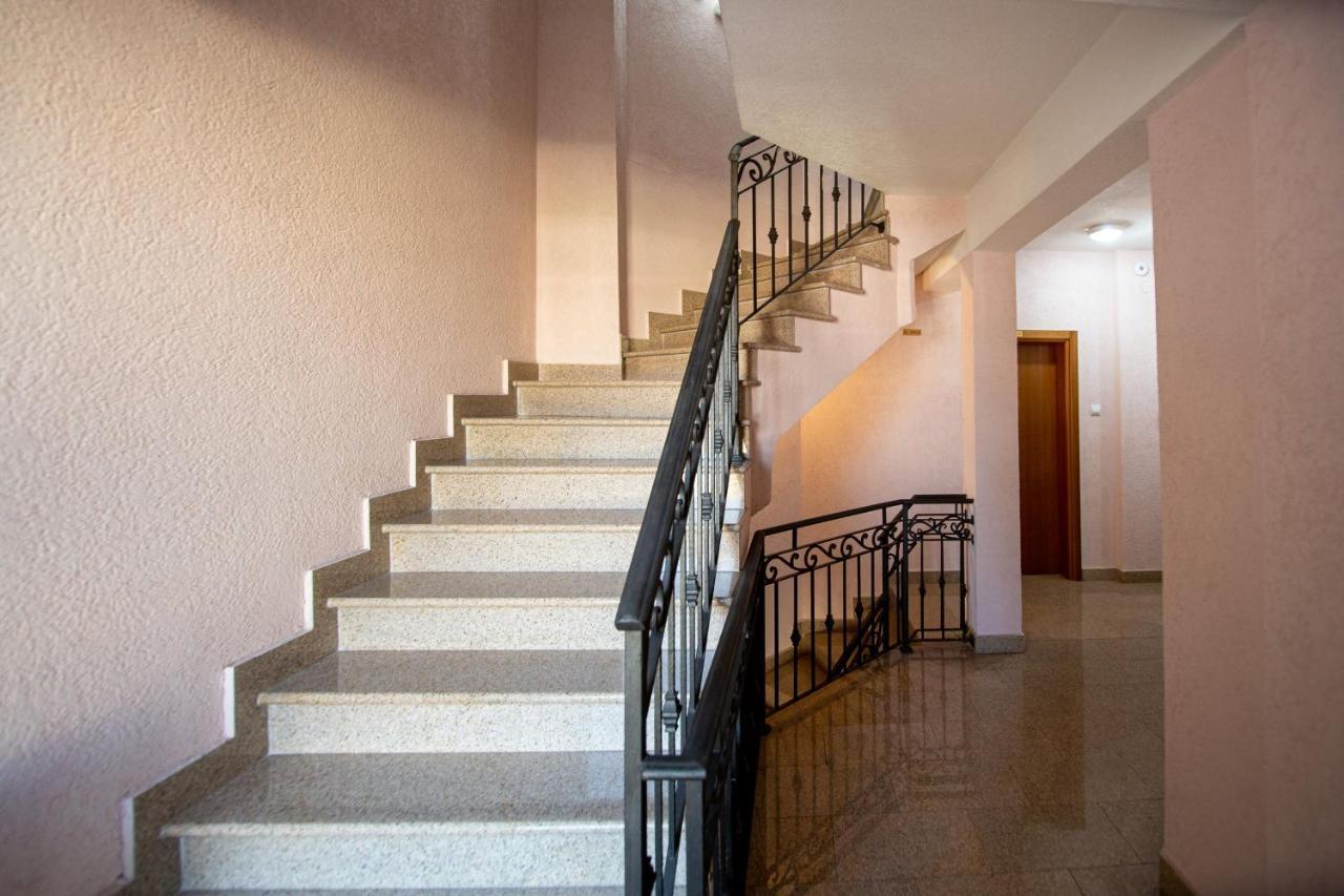 Sunsea Apartments Budva Ngoại thất bức ảnh